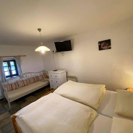Apartments Mali Raj Dolenci Luaran gambar