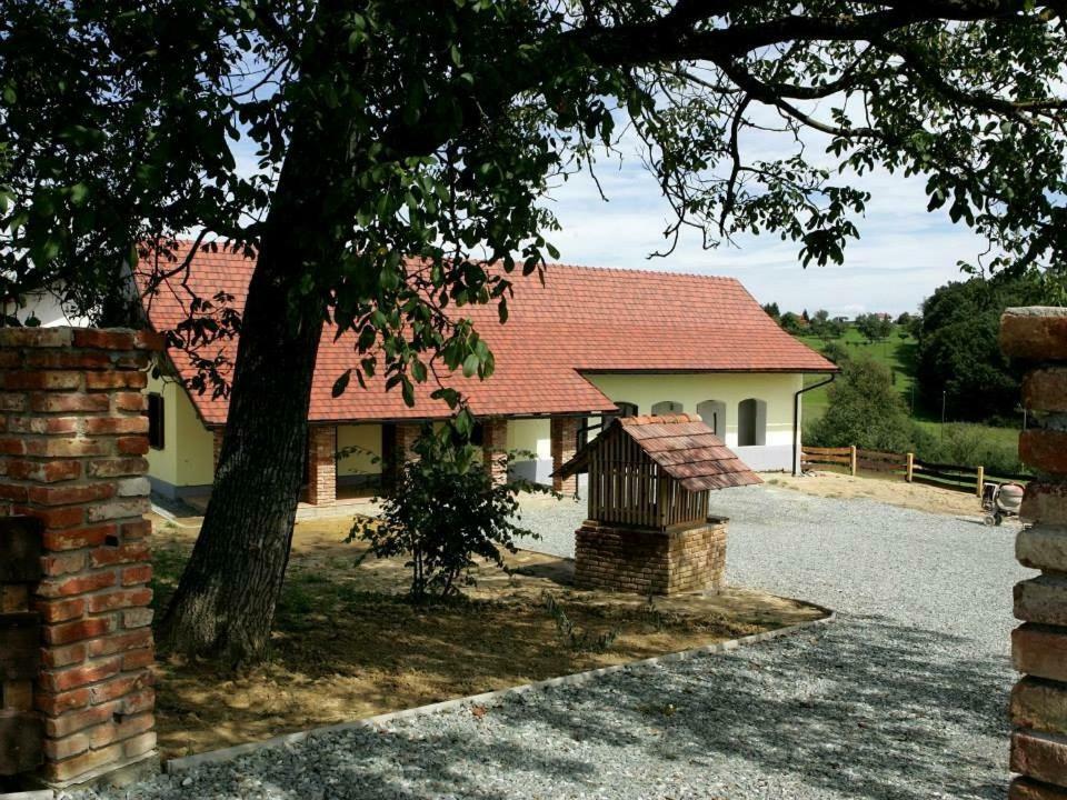 Apartments Mali Raj Dolenci Luaran gambar